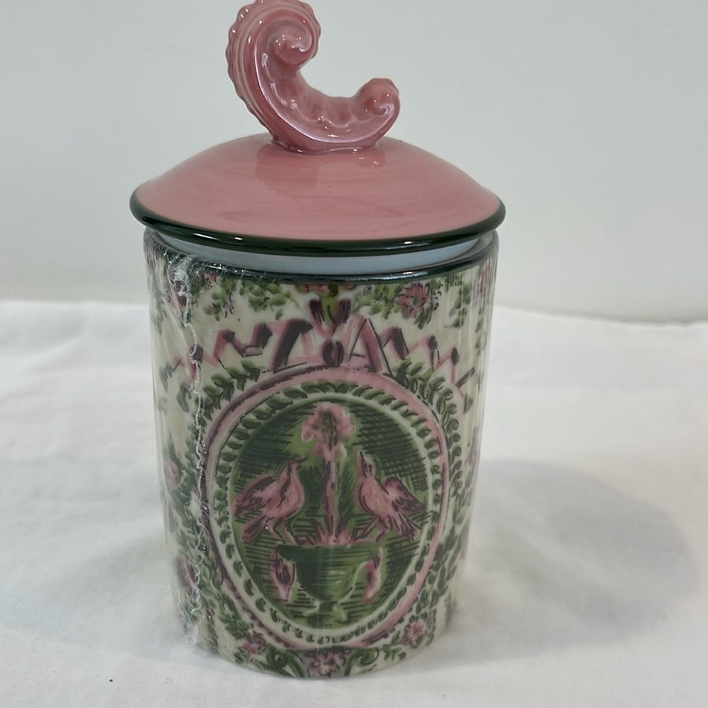 HOST PICK ✨ NEW GUCCI luxury scented candle in Richard Ginori jar with lid